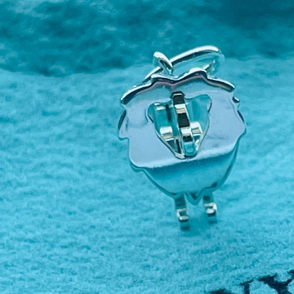 Tiffany Save the Wild Lion Charm - Picture 4 of 4